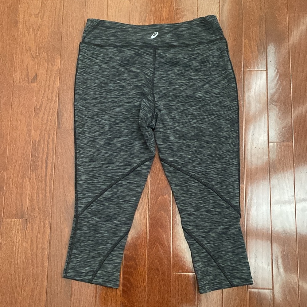 ASICS Running Capris - Picture 2 of 11